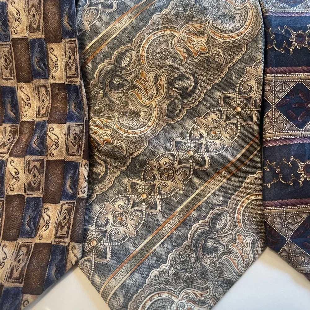 Barrington 100% Silk Vintage Tie Set‎